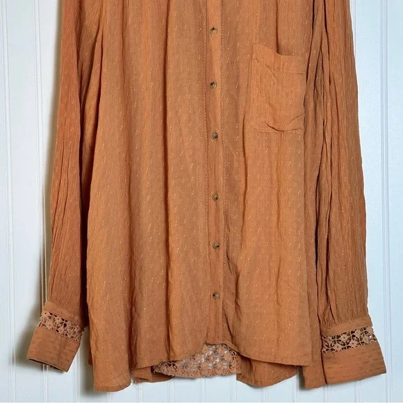Free People "The Best" Crochet Button Front Top Size Large Long Sleeves Casual - Picture 5 of 10